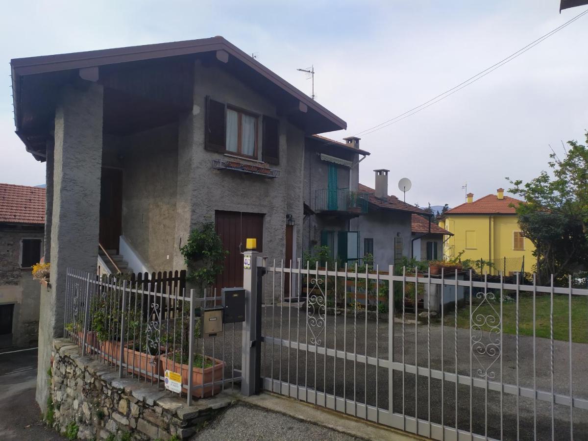 Appartamento Gianna Porto Valtravaglia Dış mekan fotoğraf