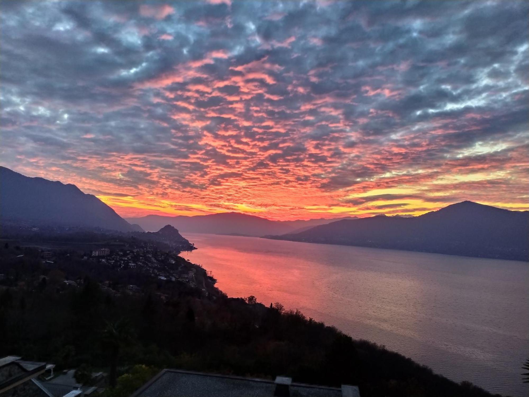 Appartamento Gianna Porto Valtravaglia Dış mekan fotoğraf